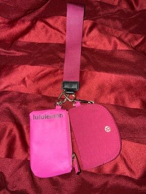 Lululemon Dual Pouch Wristlet Sonic Pink/Pomegranate/Black